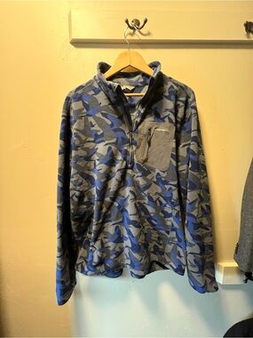 Eddie Bauer Blue and Gray Pattern Fleece Pullover